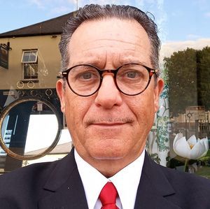 Meet your Posher, Ray